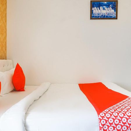 Hotel O Nitya Executive Phursungi Екстер'єр фото