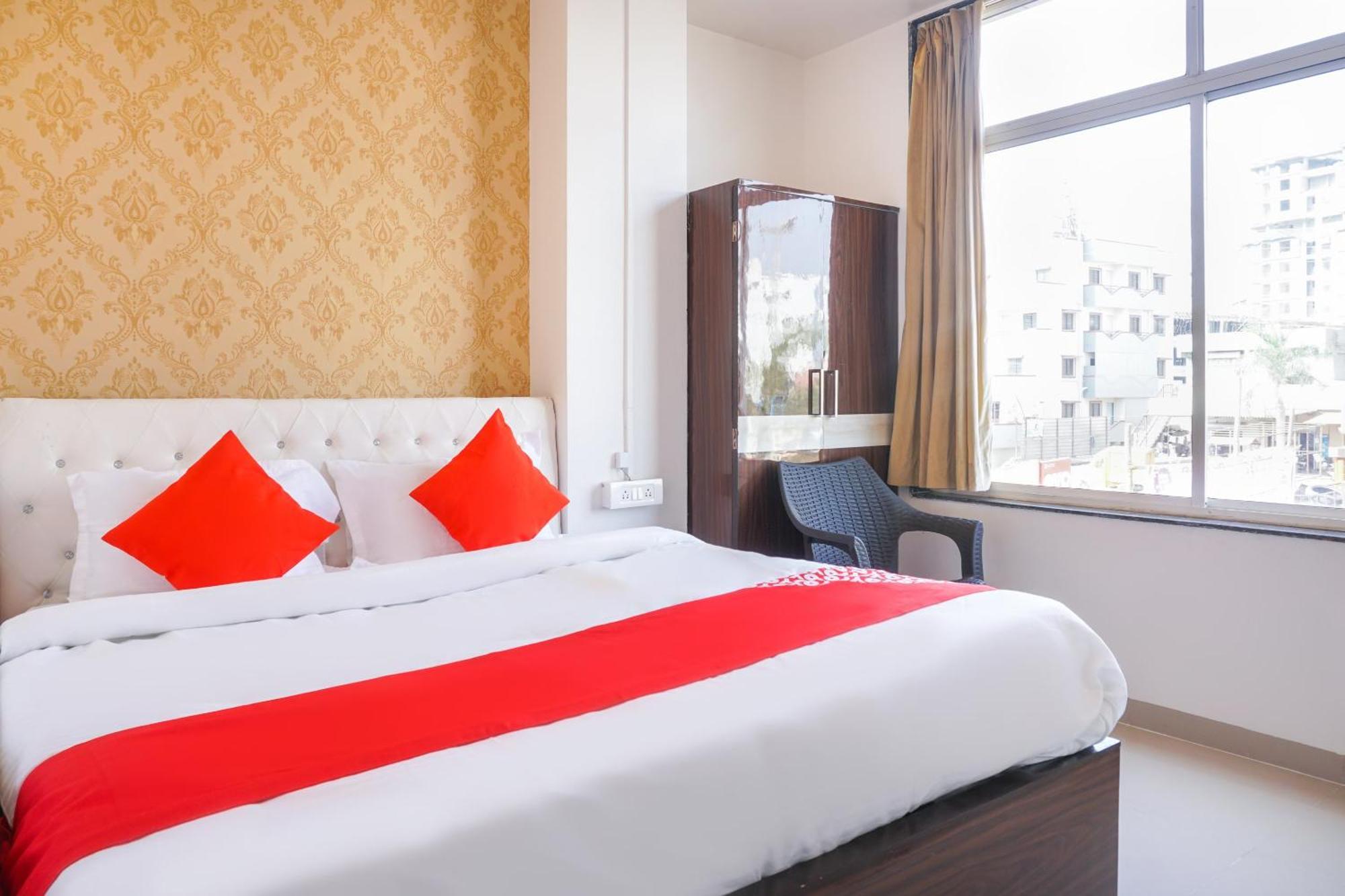 Hotel O Nitya Executive Phursungi Екстер'єр фото