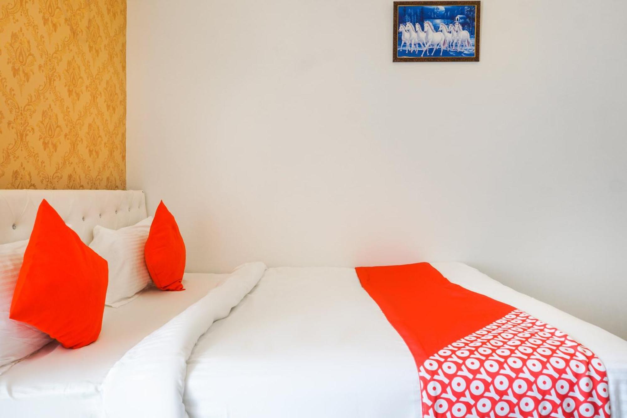 Hotel O Nitya Executive Phursungi Екстер'єр фото
