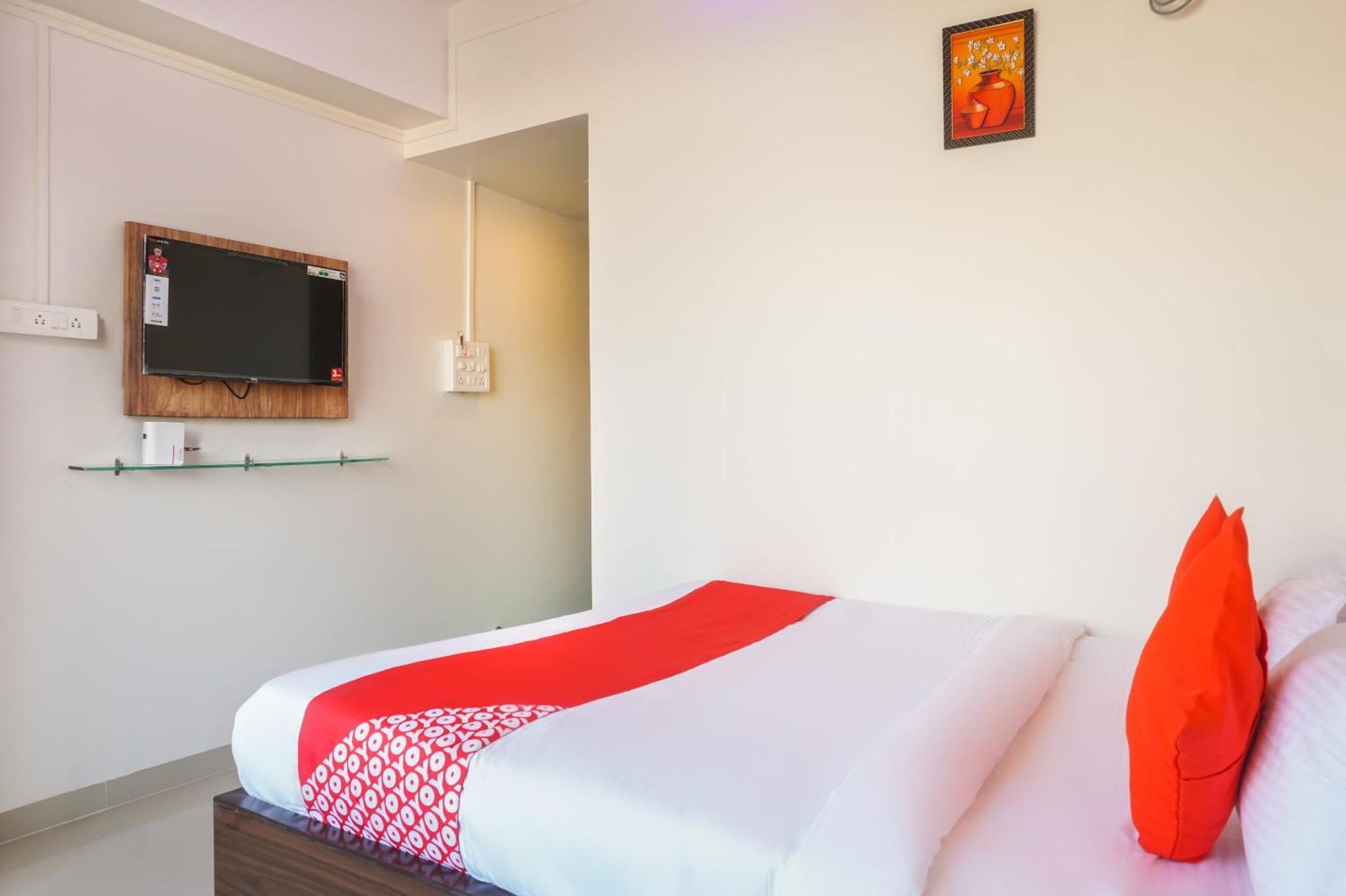 Hotel O Nitya Executive Phursungi Екстер'єр фото
