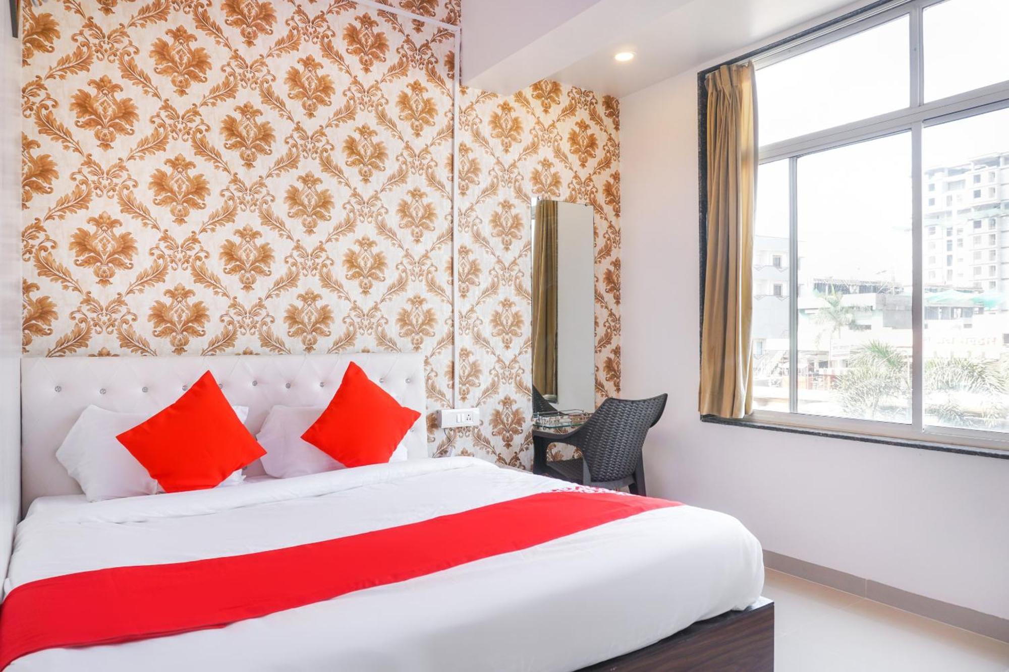 Hotel O Nitya Executive Phursungi Екстер'єр фото